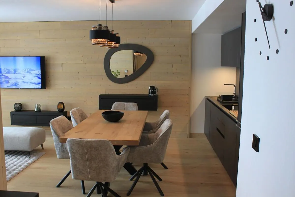 Apartment 70 M2 - 3 Rooms - 6 People - Ski-In Ski-Out Alpe d'Huez