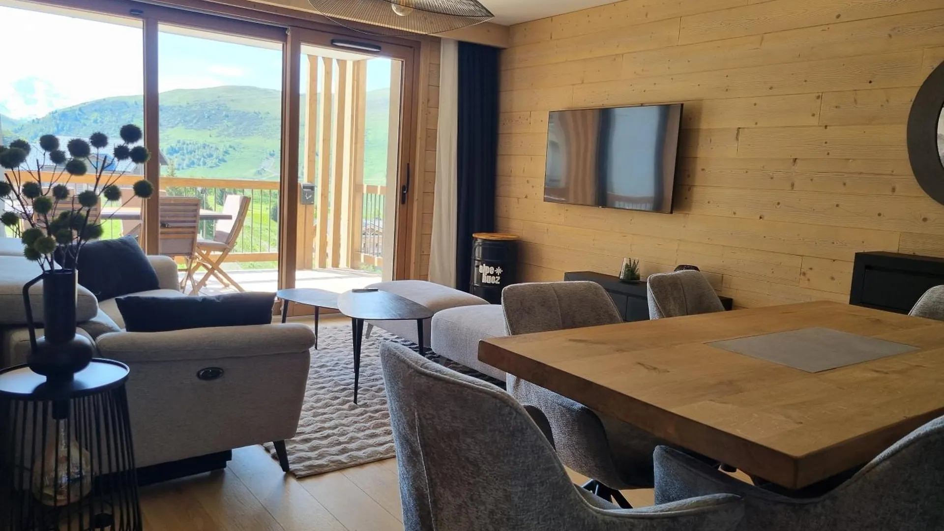 Apartment 70 M2 - 3 Rooms - 6 People - Ski-In Ski-Out location
